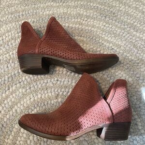Lucky Brand Textured Brownish Red Ankle Booties